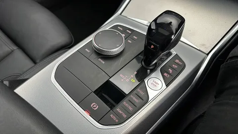 BMW 3 SERIES 330e M Sport Auto [Tech/Plus Pack]