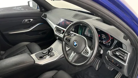 BMW 3 SERIES 330e M Sport Auto [Tech/Plus Pack]