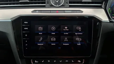 VOLKSWAGEN PASSAT 1.4 TSI GTE Advance DSG