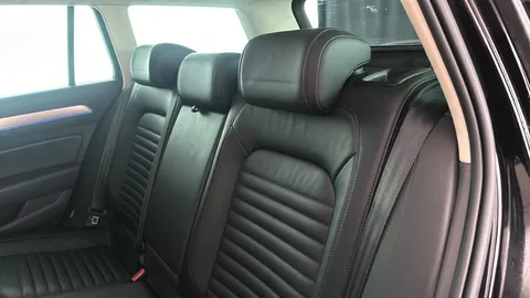 VOLKSWAGEN PASSAT 1.4 TSI GTE Advance DSG