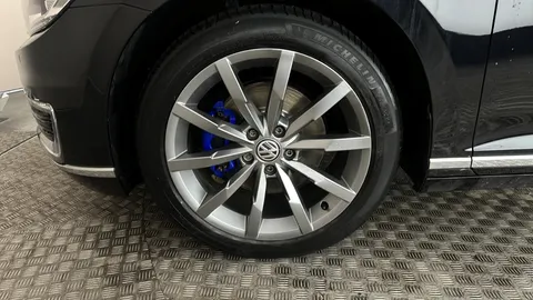 VOLKSWAGEN PASSAT 1.4 TSI GTE Advance DSG