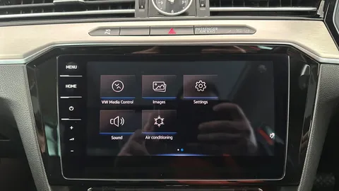 VOLKSWAGEN PASSAT 1.4 TSI GTE Advance DSG