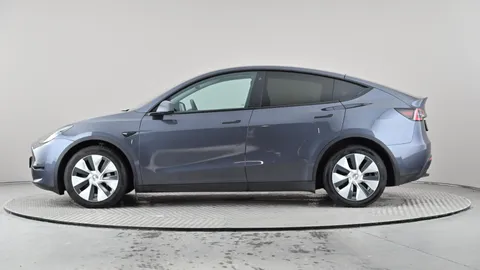 TESLA MODEL Y Long Range AWD Auto