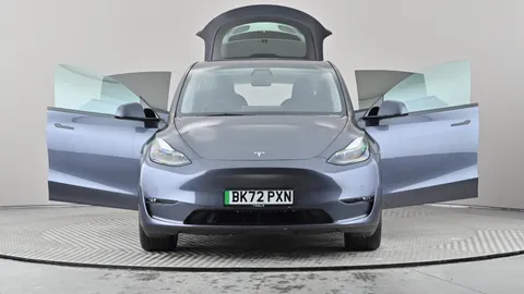 TESLA MODEL Y Long Range AWD Auto