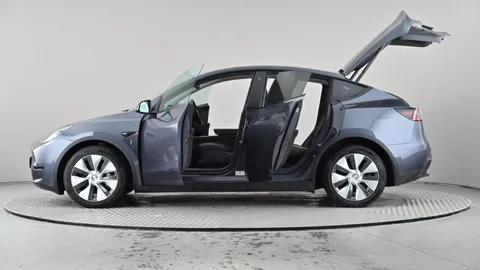TESLA MODEL Y Long Range AWD Auto