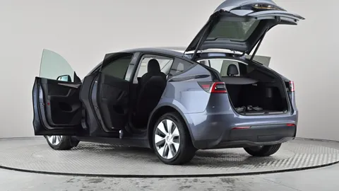 TESLA MODEL Y Long Range AWD Auto