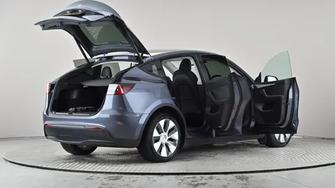 TESLA MODEL Y Long Range AWD Auto