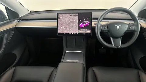 TESLA MODEL Y Long Range AWD Auto