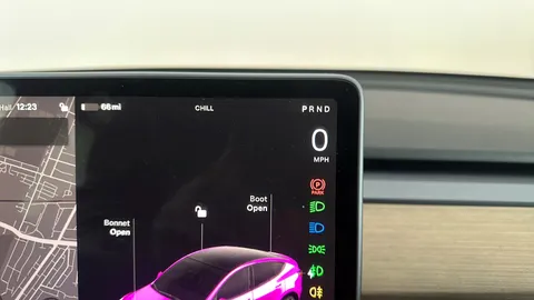 TESLA MODEL Y Long Range AWD Auto