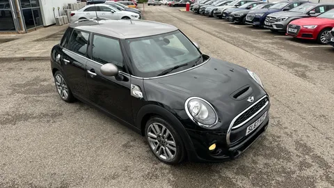 MINI HATCHBACK 2.0 Cooper S Seven [Media Pack XL]