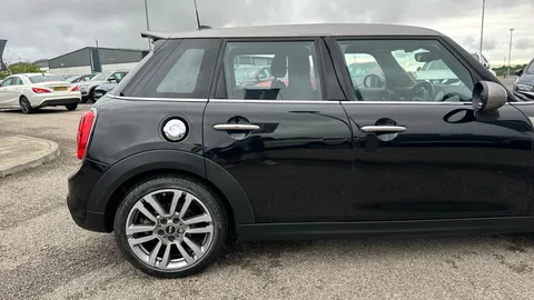MINI HATCHBACK 2.0 Cooper S Seven [Media Pack XL]