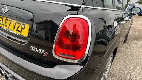 MINI HATCHBACK 2.0 Cooper S Seven [Media Pack XL]