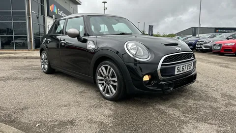 MINI HATCHBACK 2.0 Cooper S Seven [Media Pack XL]