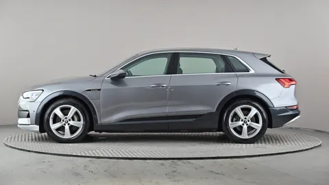 AUDI E-TRON 230kW 50 Quattro 71kWh Technik Auto