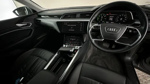 AUDI E-TRON 230kW 50 Quattro 71kWh Technik Auto