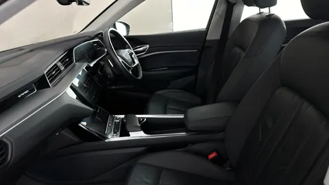 AUDI E-TRON 230kW 50 Quattro 71kWh Technik Auto