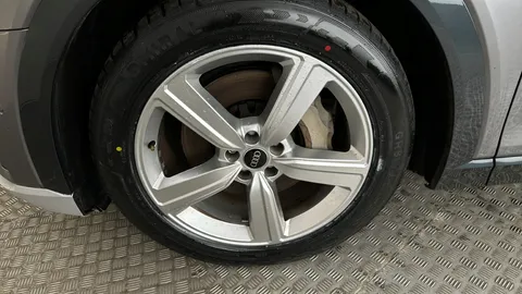 AUDI E-TRON 230kW 50 Quattro 71kWh Technik Auto