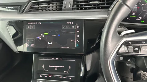 AUDI E-TRON 230kW 50 Quattro 71kWh Technik Auto
