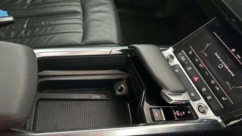 AUDI E-TRON 230kW 50 Quattro 71kWh Technik Auto