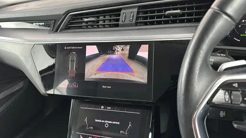 AUDI E-TRON 230kW 50 Quattro 71kWh Technik Auto