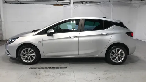 VAUXHALL ASTRA 1.6 CDTi 16V ecoTEC Tech Line Nav