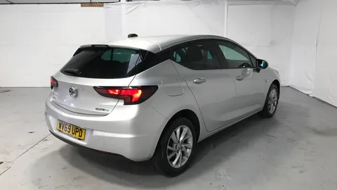 VAUXHALL ASTRA 1.6 CDTi 16V ecoTEC Tech Line Nav