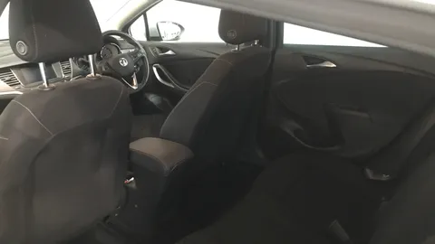 VAUXHALL ASTRA 1.6 CDTi 16V ecoTEC Tech Line Nav