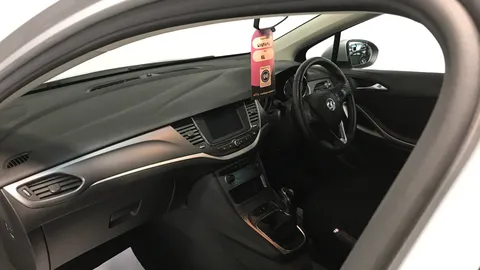 VAUXHALL ASTRA 1.6 CDTi 16V ecoTEC Tech Line Nav