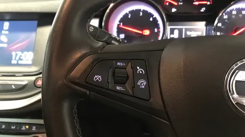 VAUXHALL ASTRA 1.6 CDTi 16V ecoTEC Tech Line Nav