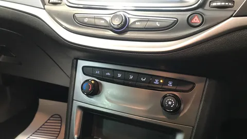 VAUXHALL ASTRA 1.6 CDTi 16V ecoTEC Tech Line Nav