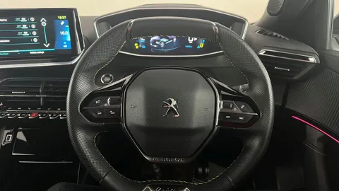 PEUGEOT 2008 100kW GT 50kWh Auto