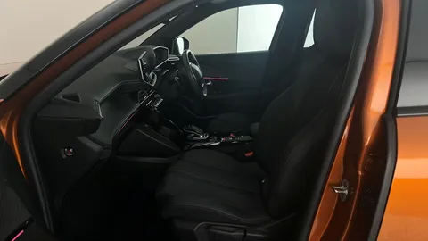 PEUGEOT 2008 100kW GT 50kWh Auto