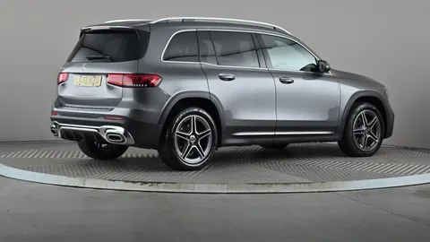 MERCEDES-BENZ GLB GLB 200 AMG Line 7G-Tronic