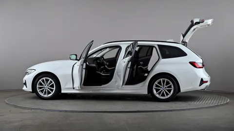 BMW 3 Series Touring 320d MHT SE Step Auto