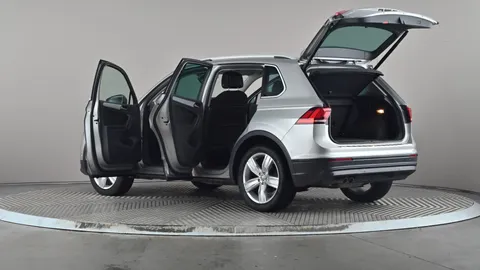 VOLKSWAGEN TIGUAN 2.0 TDi 150 Match DSG