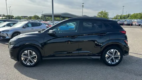 HYUNDAI KONA 100kW Premium 39kWh Auto