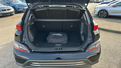 HYUNDAI KONA 100kW Premium 39kWh Auto