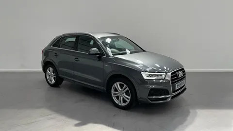 AUDI Q3 2.0 TDI S Line Edition