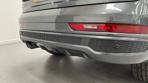 AUDI Q3 2.0 TDI S Line Edition