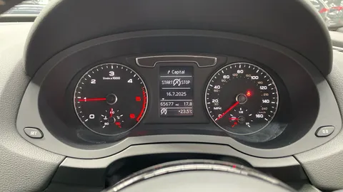 AUDI Q3 2.0 TDI S Line Edition