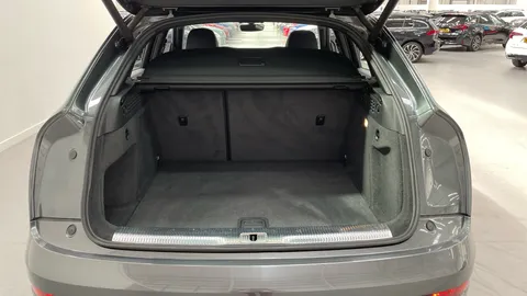 AUDI Q3 2.0 TDI S Line Edition
