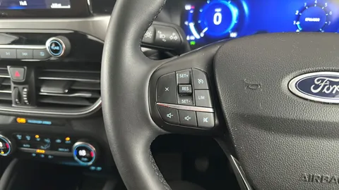 FORD KUGA 1.5 EcoBoost 150 Titanium Edition