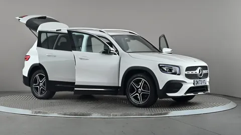 MERCEDES-BENZ GLB GLB 200 AMG Line Executive 7G-Tronic