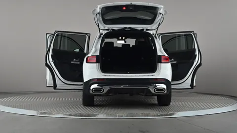 MERCEDES-BENZ GLB GLB 200 AMG Line Executive 7G-Tronic