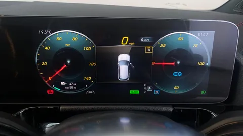 MERCEDES-BENZ EQA EQA 250 140kW AMG Line 66.5kWh Auto