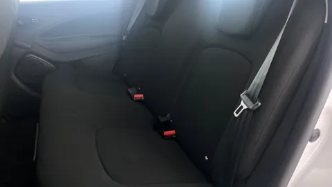 RENAULT ZOE 80kW i Play R110 50kWh Auto