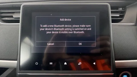 RENAULT ZOE 80kW i Play R110 50kWh Auto
