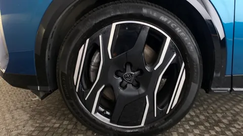PEUGEOT 3008 157kW GT 73kWh Auto