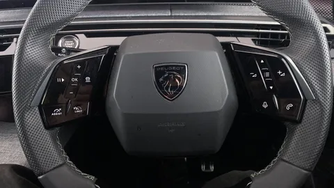 PEUGEOT 3008 157kW GT 73kWh Auto