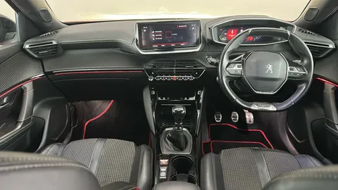 PEUGEOT 2008 1.5 BlueHDi GT Line